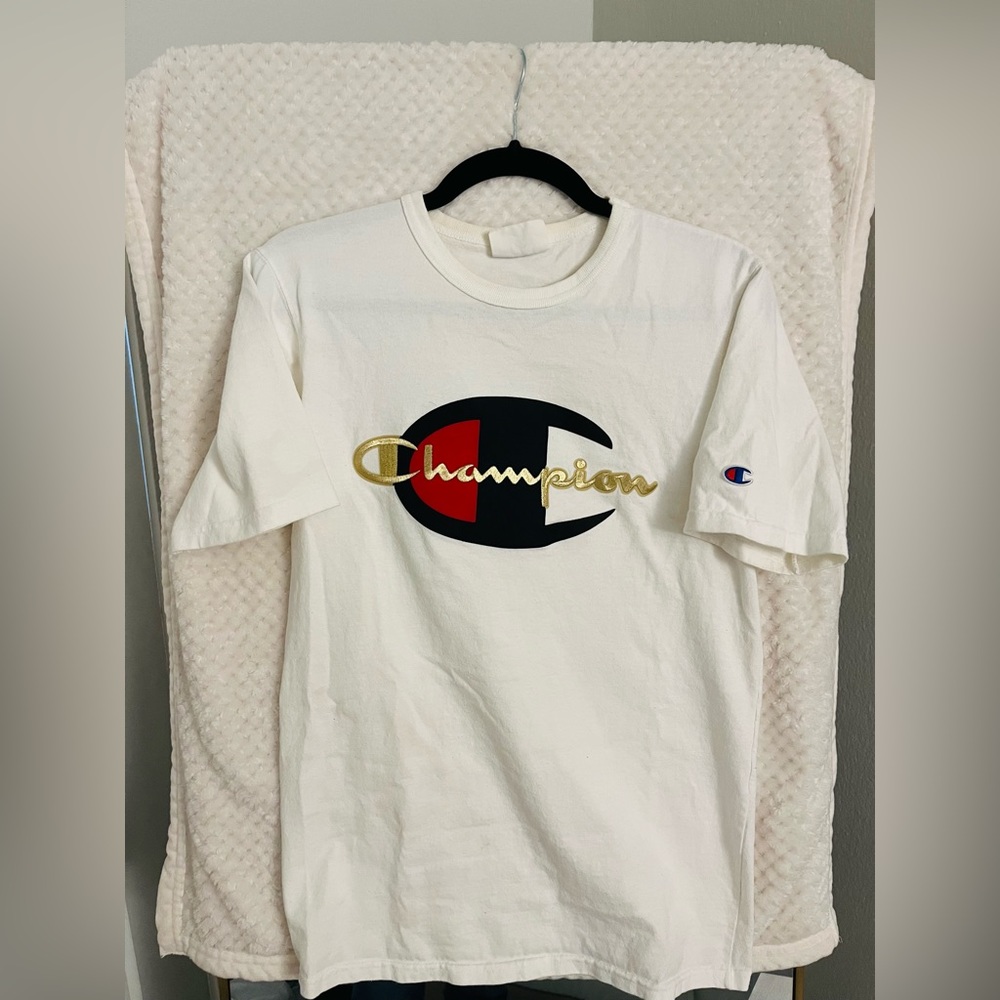 Champion t-shirt